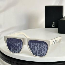 Picture of Dior Sunglasses _SKUfw57235987fw